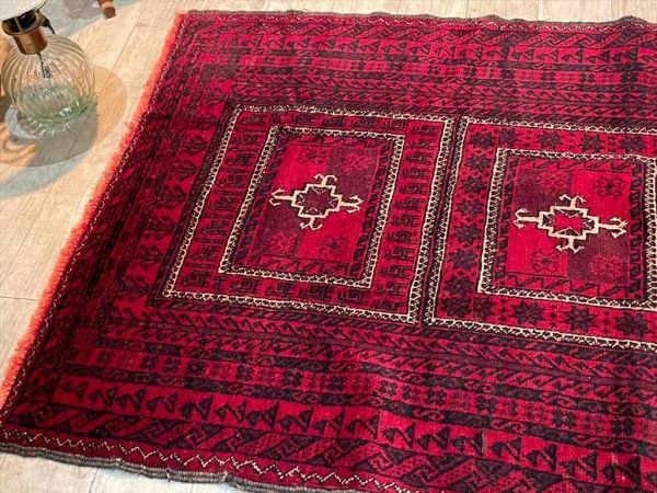 イラン産 トライバルラグ 186×111cm Vintage Baluch 約25万円 Persian Carpet バルーチ ウール ヴィンテージ手織り ペルシャ絨毯_画像9