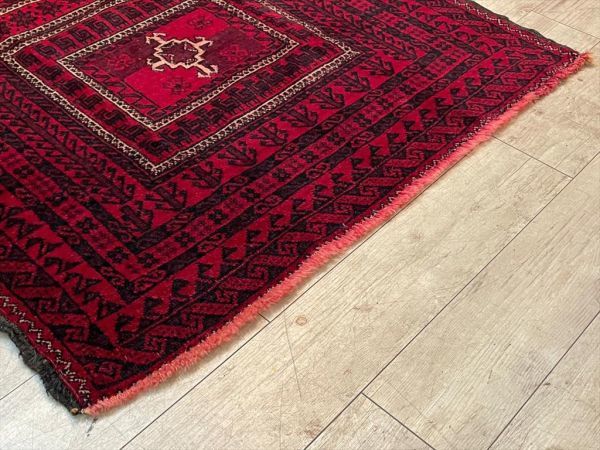 イラン産 トライバルラグ 186×111cm Vintage Baluch 約25万円 Persian Carpet バルーチ ウール ヴィンテージ手織り ペルシャ絨毯_画像7