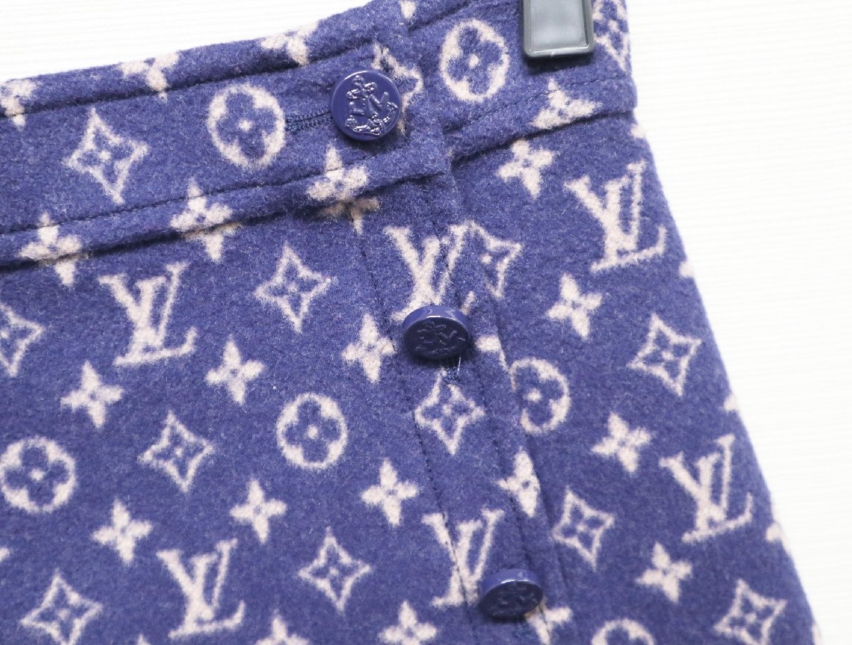  Louis Vuitton LOUIS VUITTON Logo monogram miniskirt navy size 34 RW201W QS3 FISK01 finest quality beautiful goods clothes skirt 