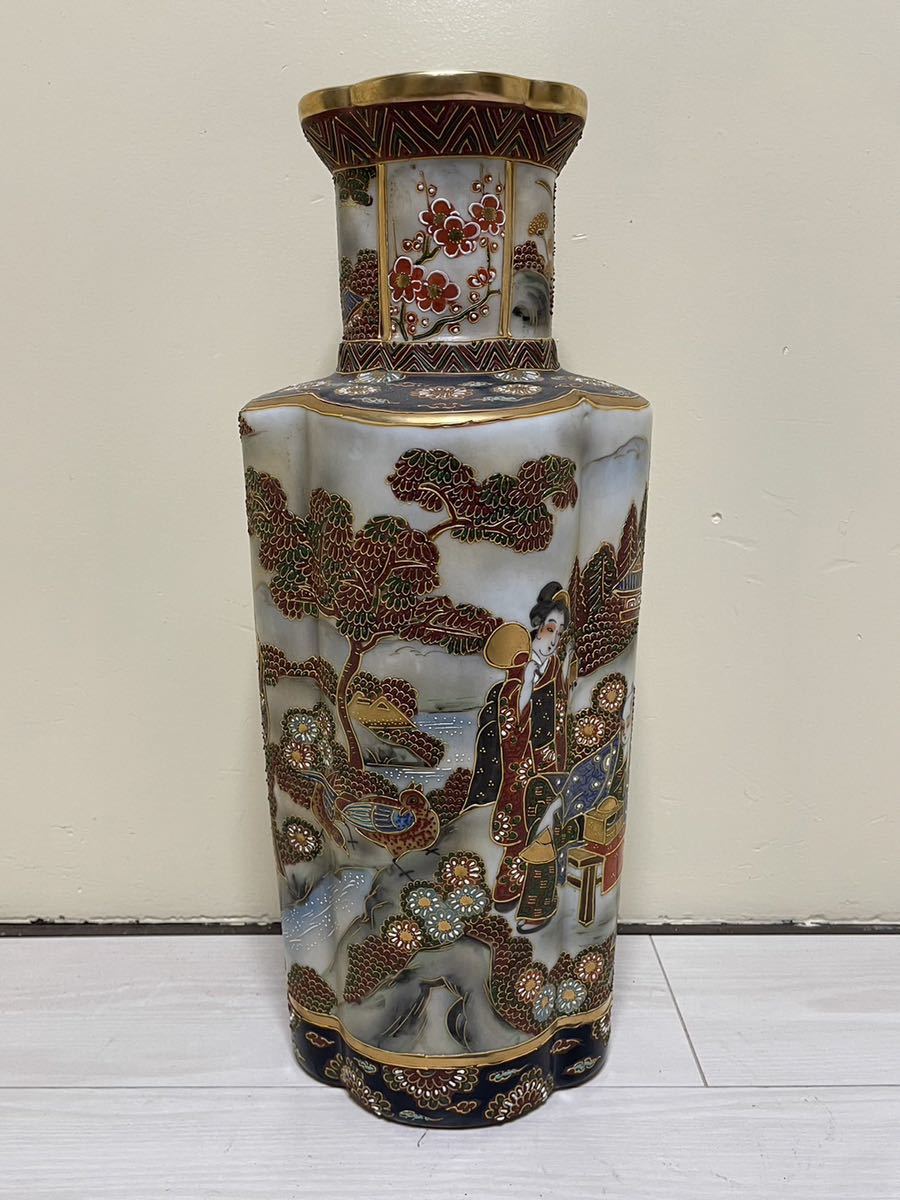 花瓶 沈香壺 青粒花瓶 瓜型花瓶 金彩色絵 古美術品 飾壺 大壷 金襴手金彩 豪華絢爛 金彩元禄美人図オブジェ細密造 粉彩 中国古玩_画像5