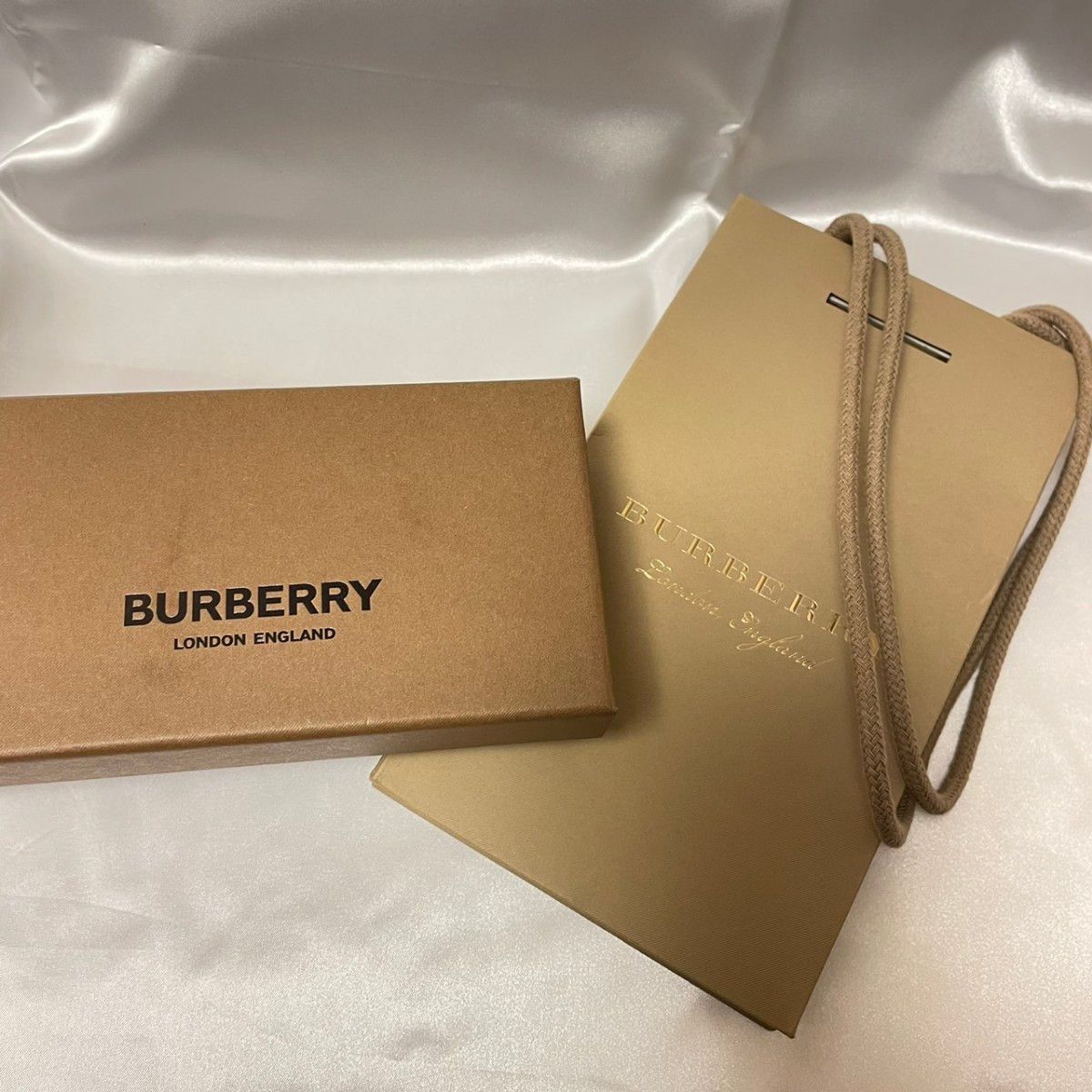 【新品未使用】BURBERRY バーバリー 6連キーケース タグ付き