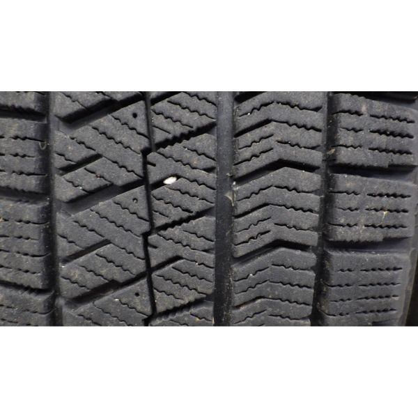 ブリヂストン BLIZZAK VRX2 185/60R15 4本SET◆2018年製8分山スタッドレス◆中古 特筆すべき損傷はなし◆白石区手渡し可◆フィット等に_画像3