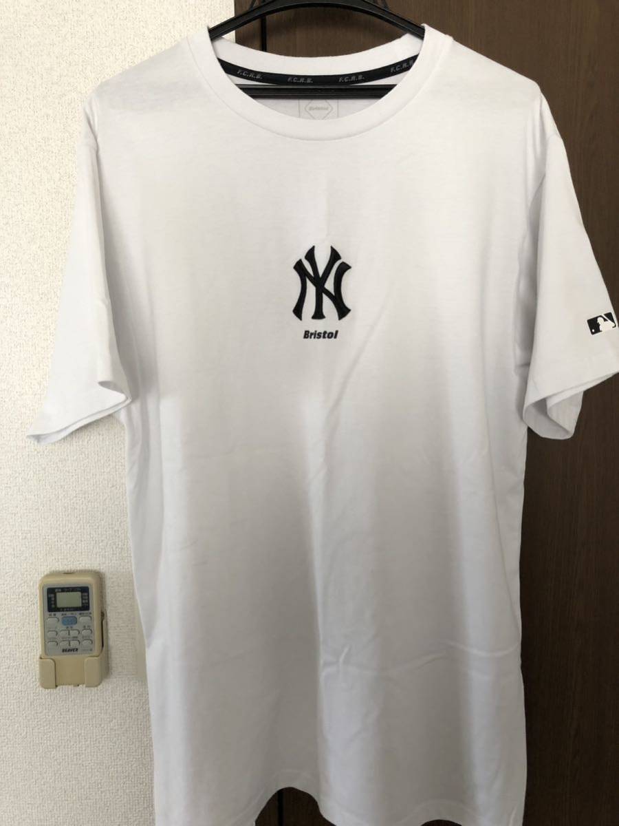F.C.Real Bristol MLB FCRB ヤンキース Tシャツ SOPH New York Yankees ブリストル　Lサイズ_画像1