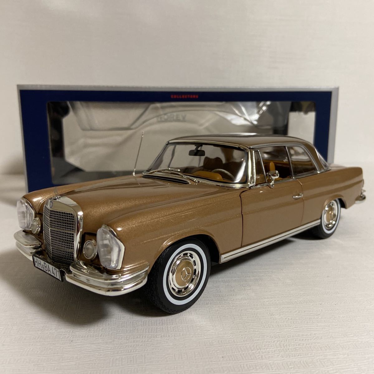 ★ノレブ／FORD ★ノレブ／NOREV：1/18 ★メルセデス ベンツ 250SE クーペ／Mercedes-Benz 250 SE Coupe' 1969 (Gold metallic) ★未展示♪