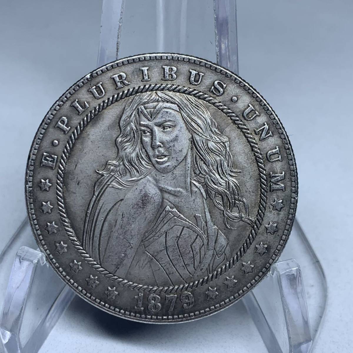 WX1193流浪幣 天眼 ワンダーウーマン 鷹紋 外国硬貨 貿易銀 海外古銭 コレクションコイン 貨幣 重さ約25g_画像1