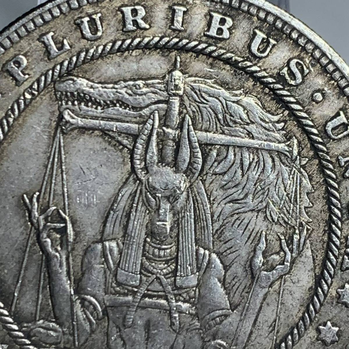 WX1207流浪幣 天眼 狼犬ヤギ 鷹紋 外国硬貨 貿易銀 海外古銭 コレクションコイン 貨幣 重さ約25g_画像2