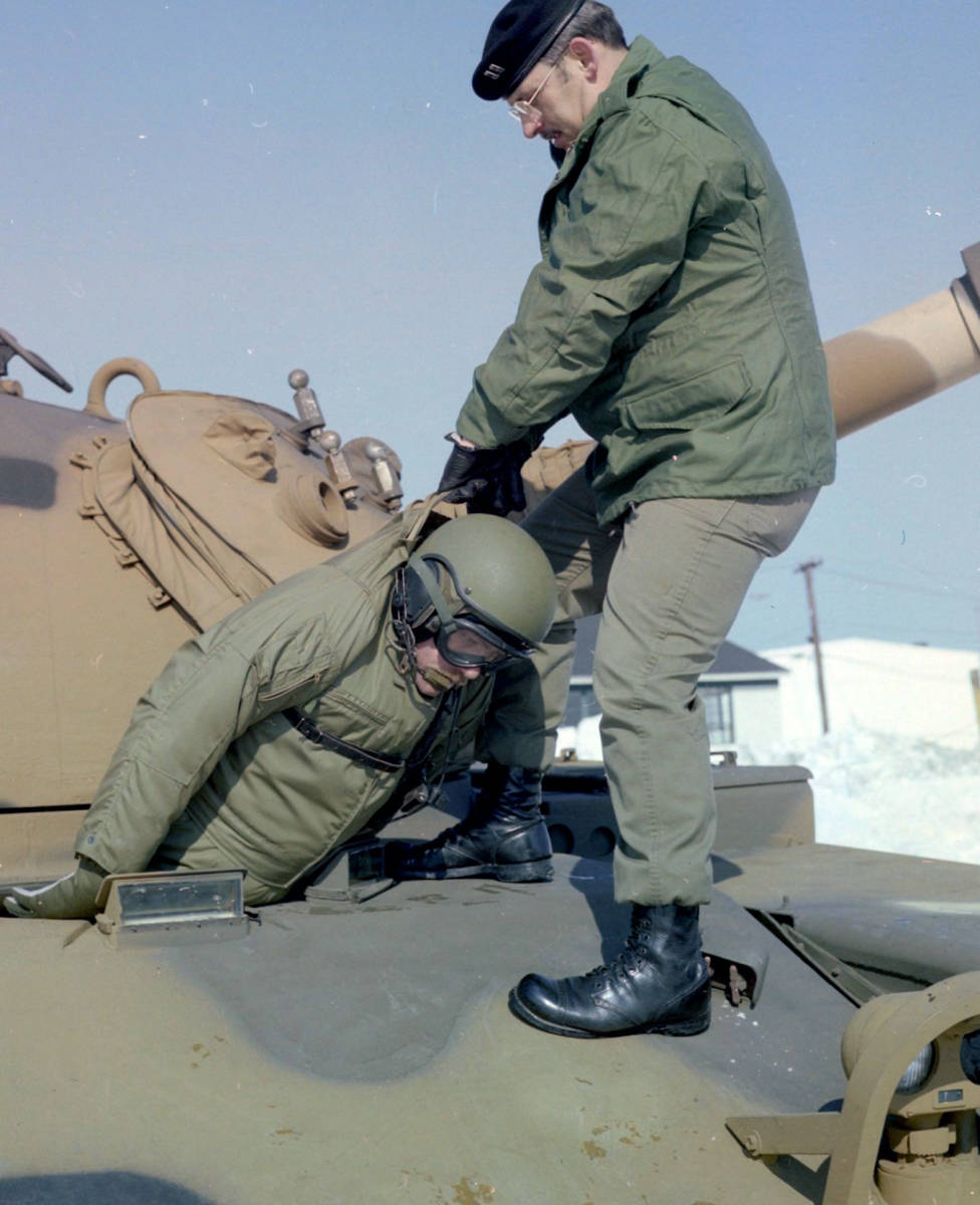 米陸軍放出 DLA1989 CVC/AC 寒冷耐高熱 ジャケット 戦闘車両 航空機搭乗員 タンカース ジャケット Size S/S_画像9