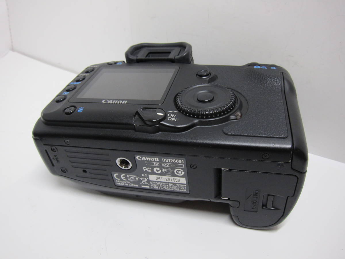 Canon EOS 5D ボディー (フルサイズ機) □良品□ 10681 détails d