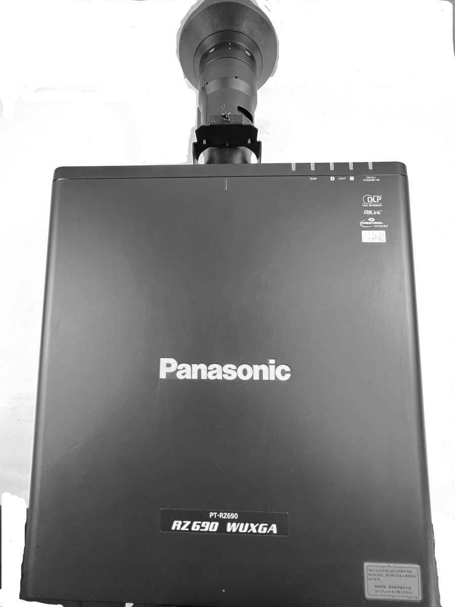 【送料無料】【現行モデル】パナソニック Panasonic 1チップ DLP方式 プロジェクター PT-RZ690JL、超短焦点ズームレンズET-ELU20付き_画像1