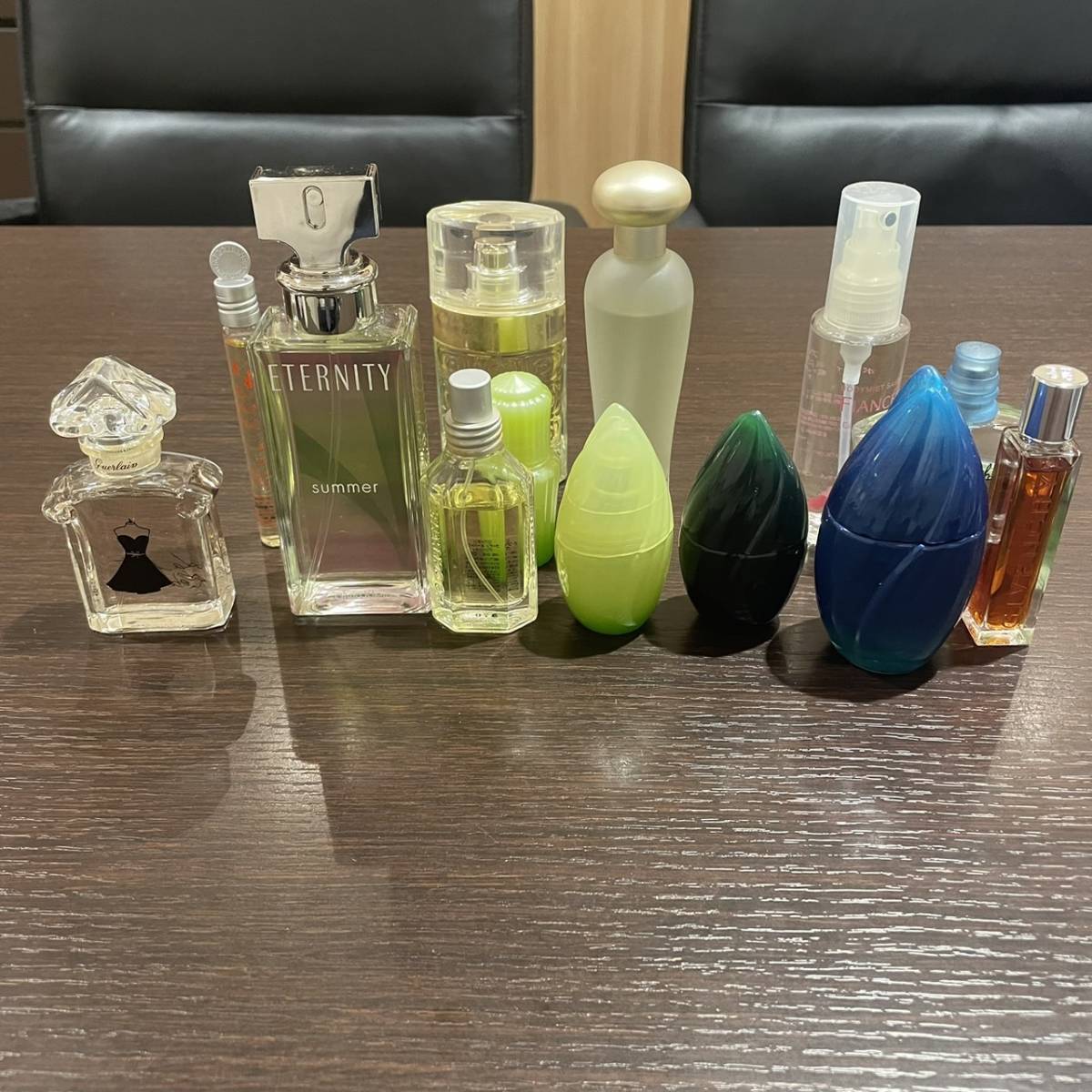 #14452【格安出品】【香水】香水まとめ　アユーラ　ロクシタン　ソニアリキエル　GIVENCHY　残量約4割～満タンの物有　保管品_画像1