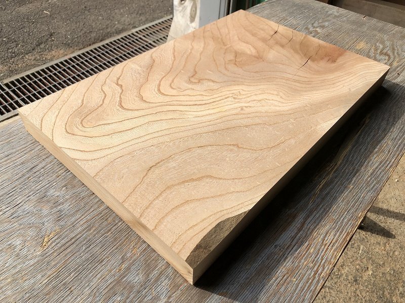 【EA251A】欅 597×388×45㎜ 玉杢 極上杢 一枚板 材料 天然木 無垢材 乾燥材 銘木 材木 木工 DIY 希少材《銘木登屋》_画像7