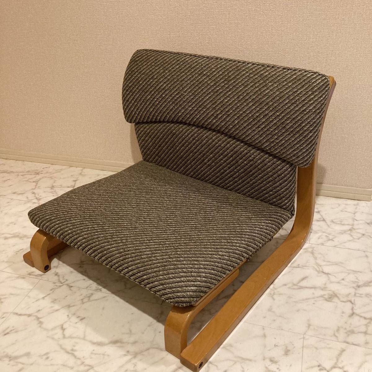 美品 】胡座楽座椅子(一人用/徳島県立工業技術センター 美品 】胡座楽座椅子(一人用/徳島県立工業技術センター