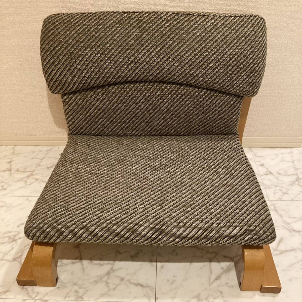 美品 】胡座楽座椅子(一人用/徳島県立工業技術センター 美品 】胡座楽座椅子(一人用/徳島県立工業技術センター