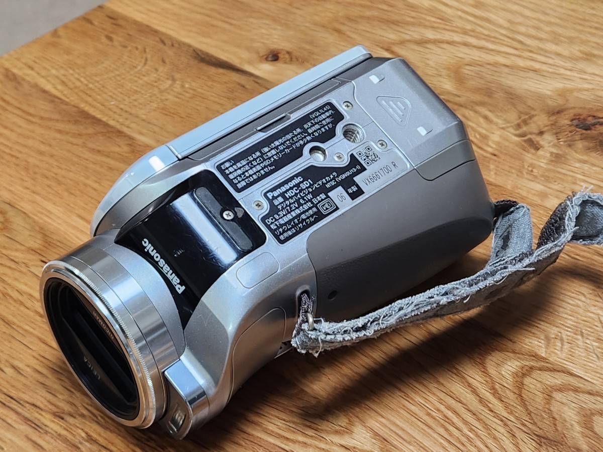 Panasonic　ビデオカメラ　HDC-SD1 実働品　予備バッテリー付