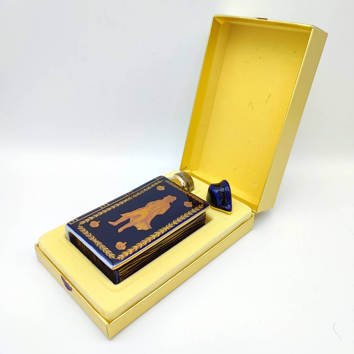 CAMUS NAPOLEON BOOK COGNAC 22K GOLD 約40度 約50ml【カミュ CAMUS NAPOLEON BOOK COGNAC 22K GOLD 約40度 約50ml【カミュ