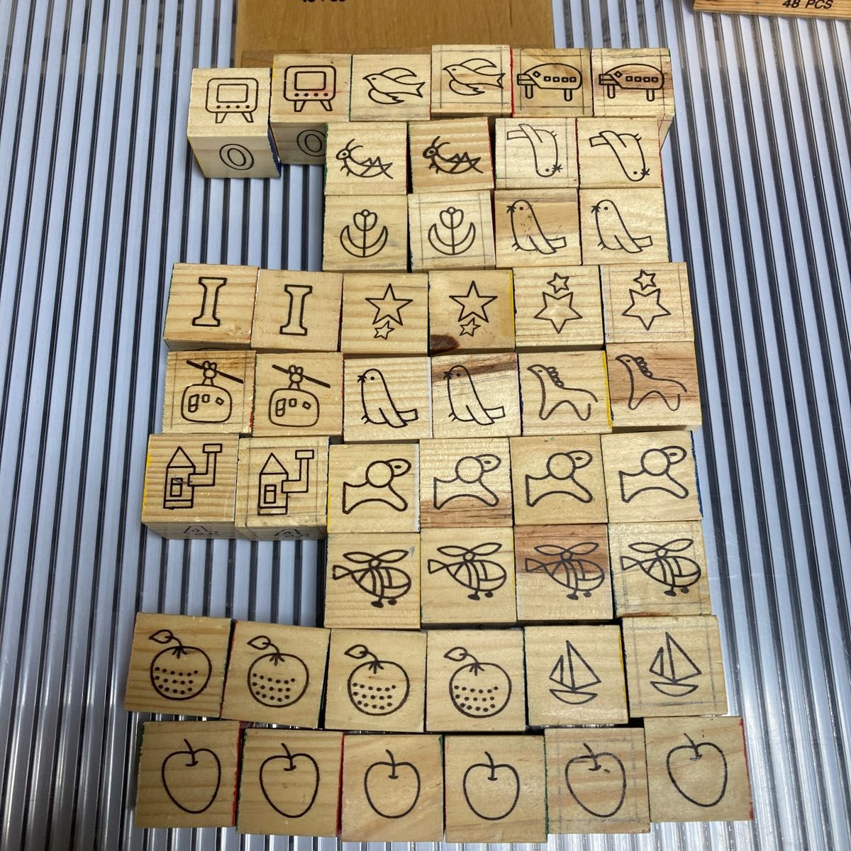 ABC  WOOD  BLOCKS 知育玩具 木製 木製パズル48PCS  木箱入