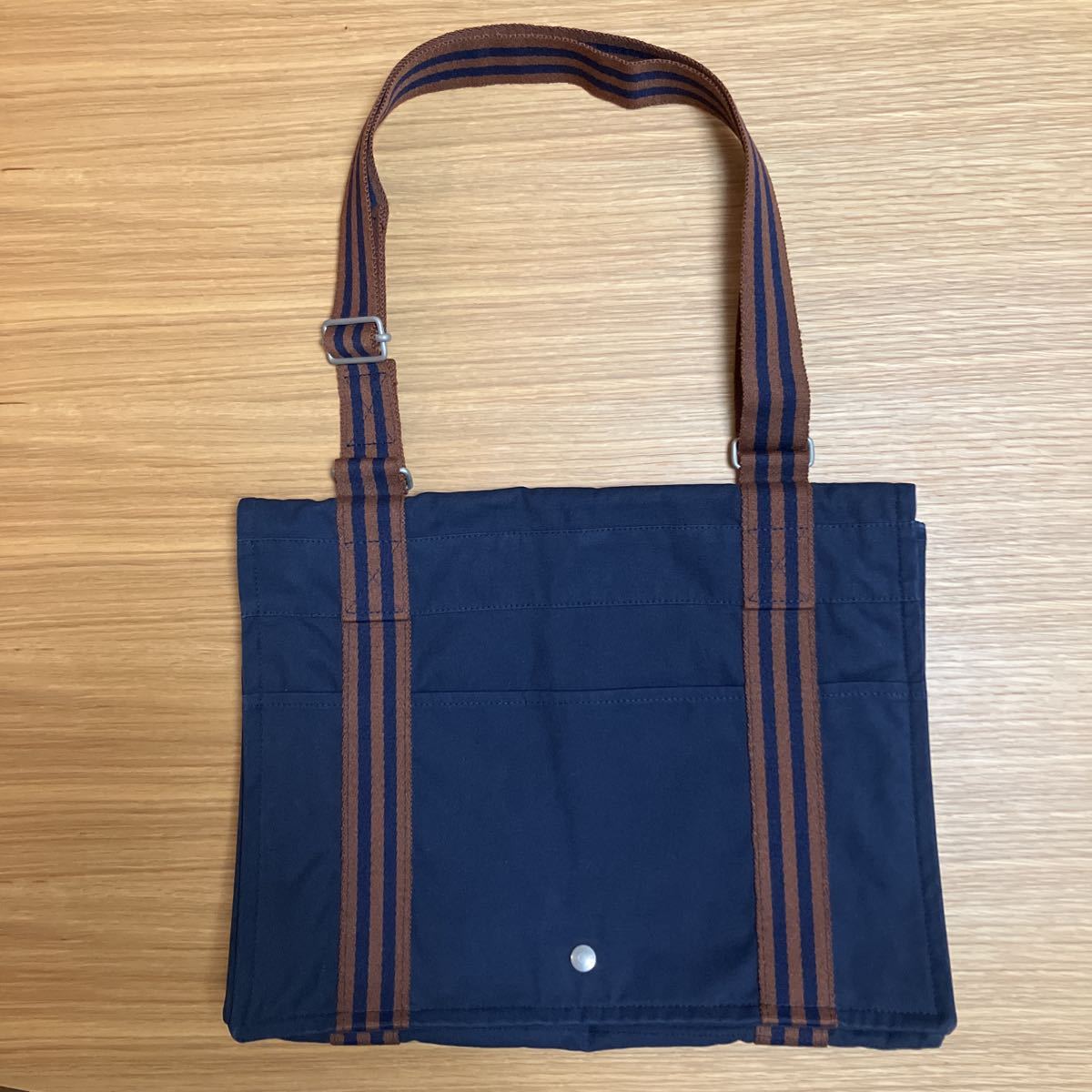 送料無料エルメス フールトゥ バサスMM 紺色　美品 HERMES 斜めかけカバン_画像1