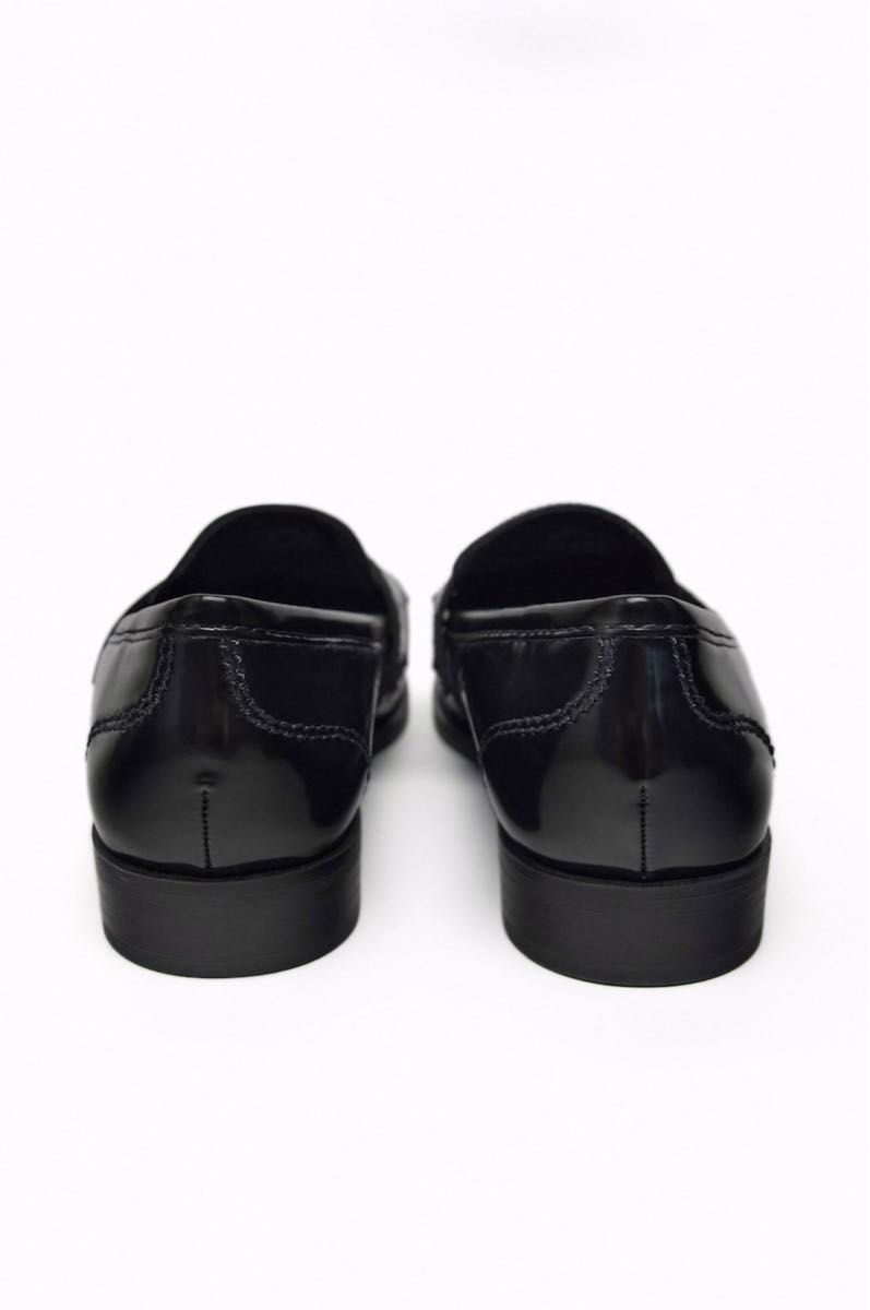 ZARA フラットローファー メタルディテール 完売品 未使用 新品 ZARA フラットローファー メタルディテール 完売品 未使用 新品