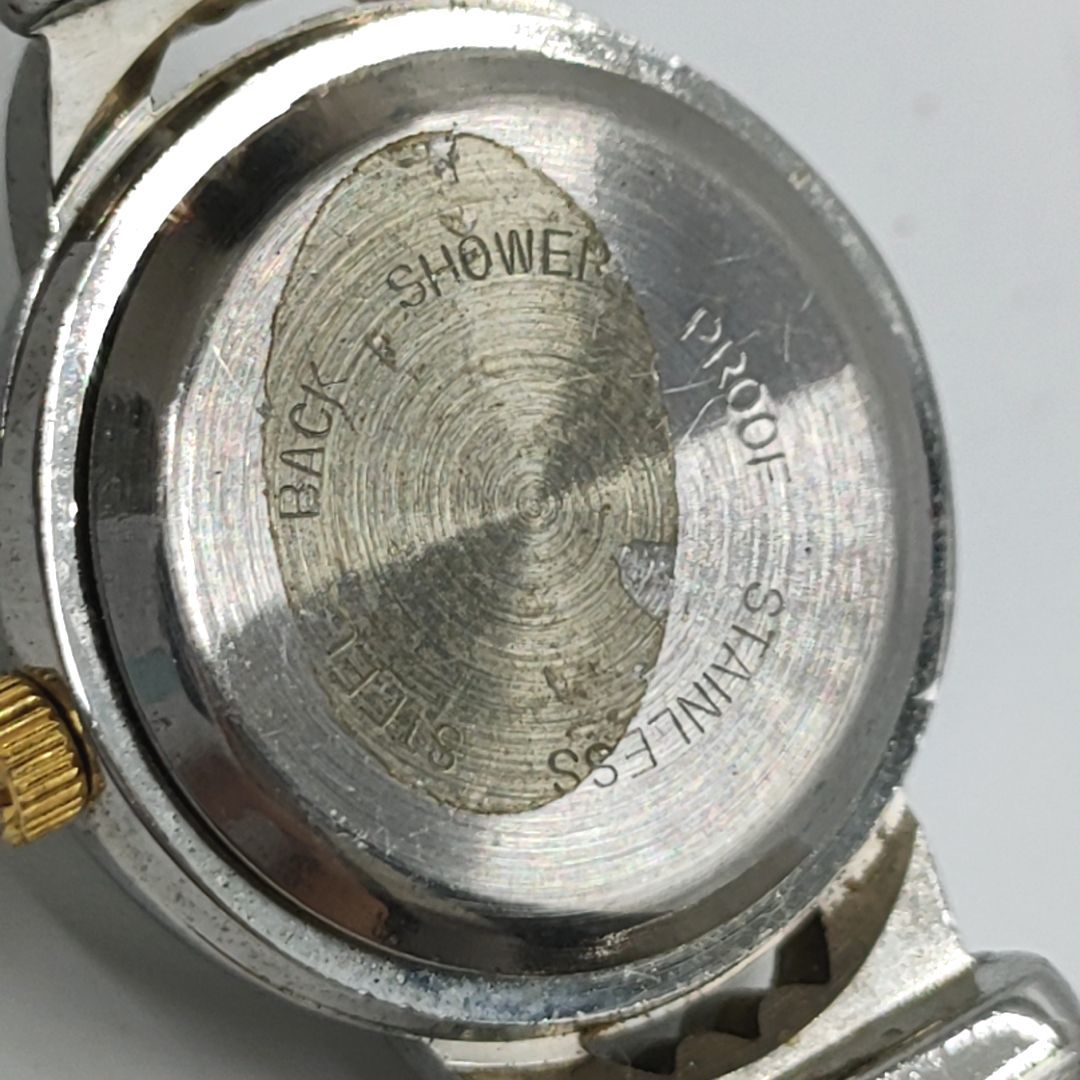 【電池切れ】Vitaroso ヴィタロッソ　クォーツ腕時計　レディース　バングルウォッチ　レザーブレスレット　ケース：2.2_画像6
