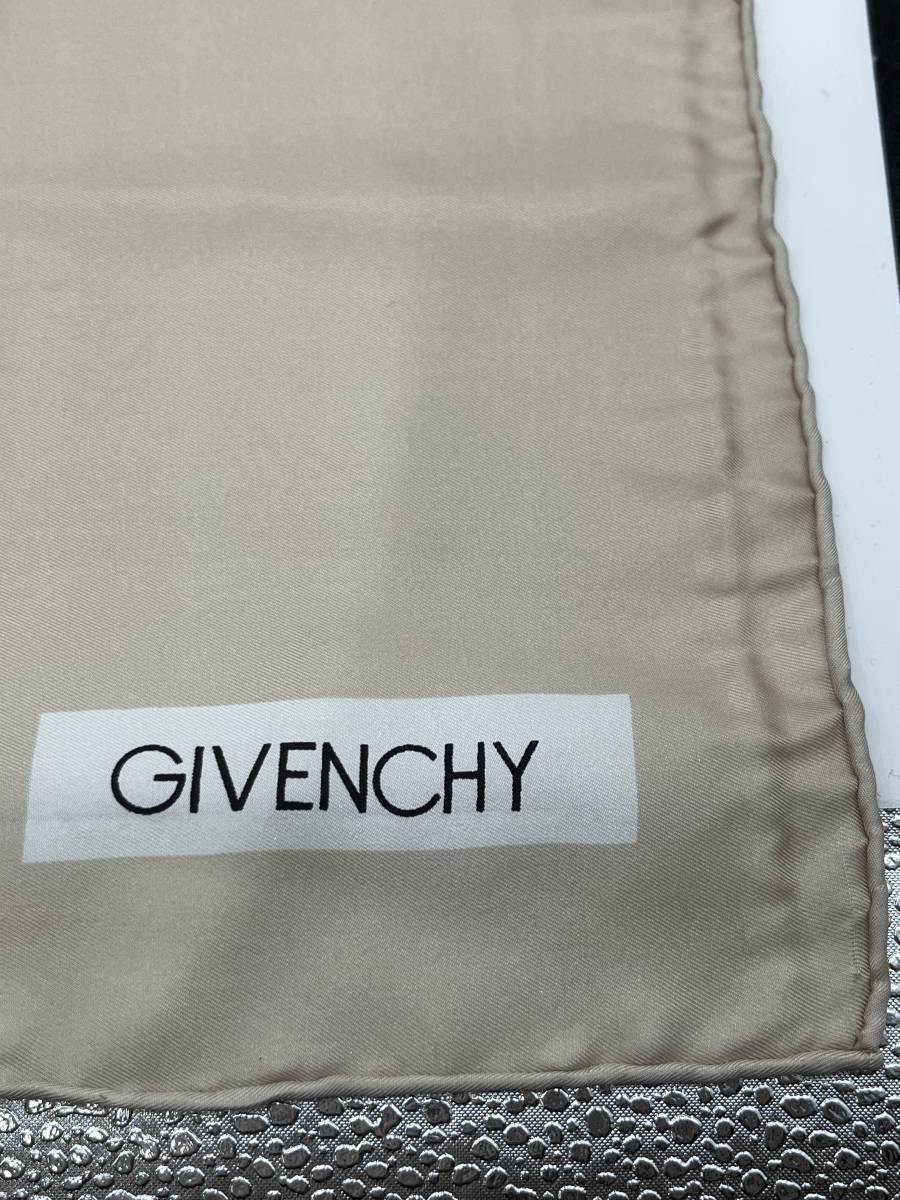 GIVENCHY ジバンシー スカーフ バンダナ ハンカチ 無地 ベージュ系 タグ有り シルク100％ W58 H58