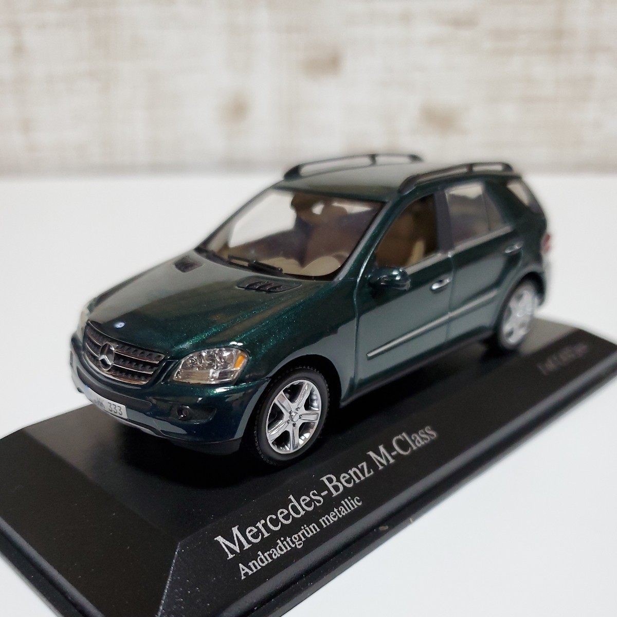 1/43 ミニチャンプス MINICHAMPS/Mercedes-Benz M-Class 2005 Andraditgrun metallic/メルセデス・ベンツ Mクラス グリーンメタリックの画像5