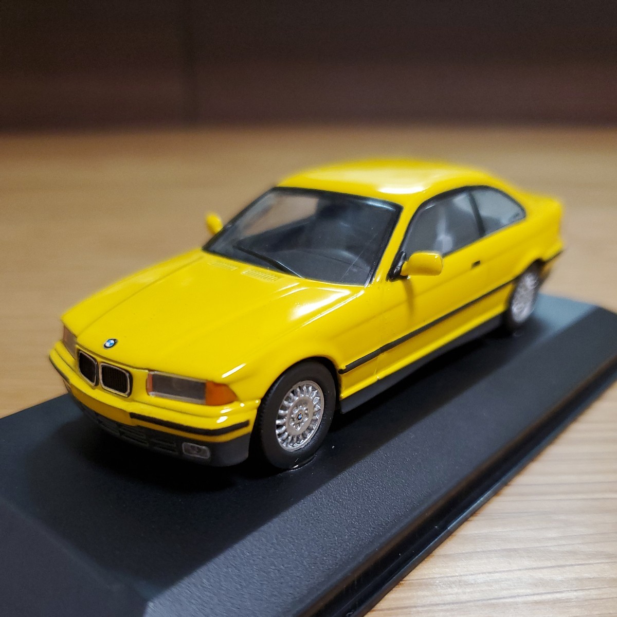 1/43 ミニチャンプス MINICHAMPS ミニカー/BMW 3-series Coupe Yellow/ビーエムダブリュー 3シリーズ イエロー_画像5