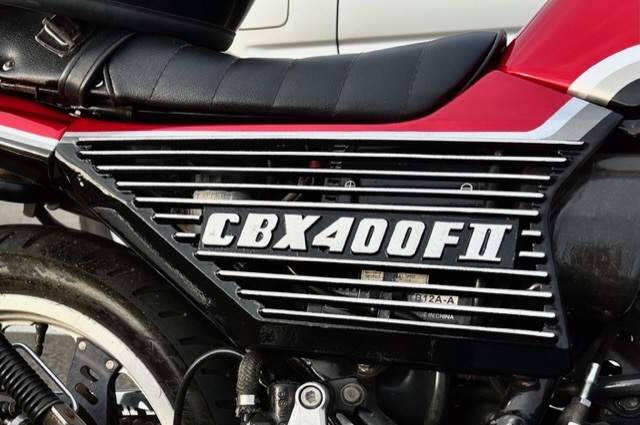  ultra rare!!CBX400F Alf .n2 type black red side cover sibiko-z