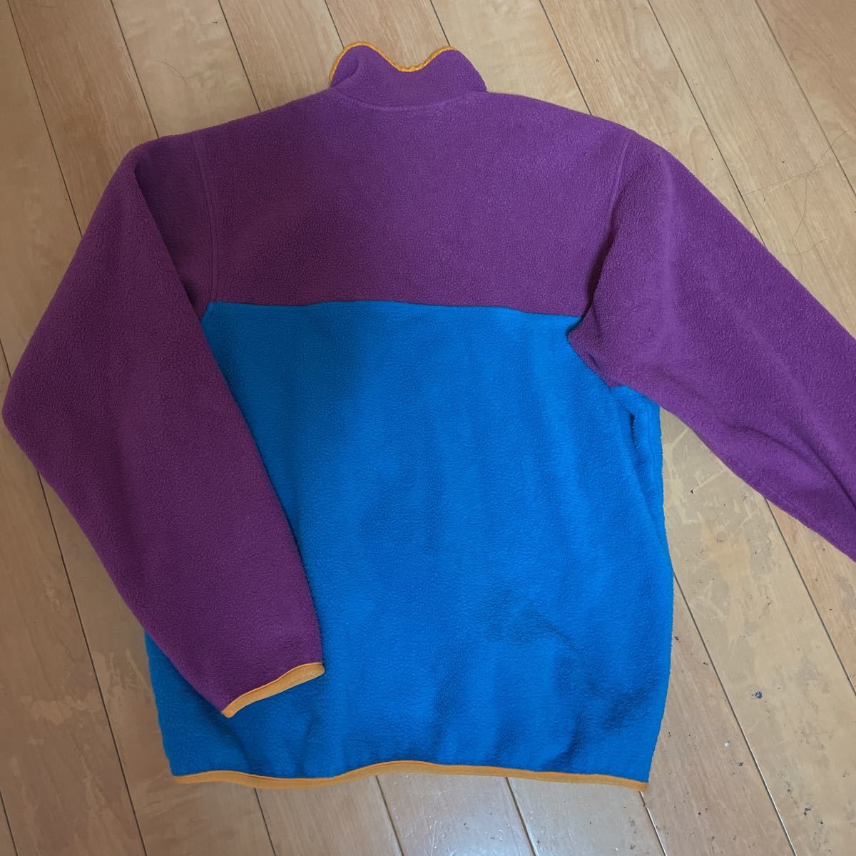 熱い販売 好配色 美品☆patagonia 90年代 シンチラスナップ T 【M