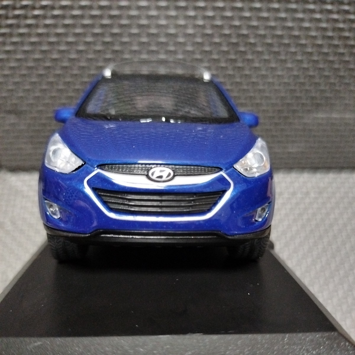 HYUNDAI「1:38　ix35」ミニカー　ヒュンダイ　ヒョンデ　IX　1/38　プルバック_画像9