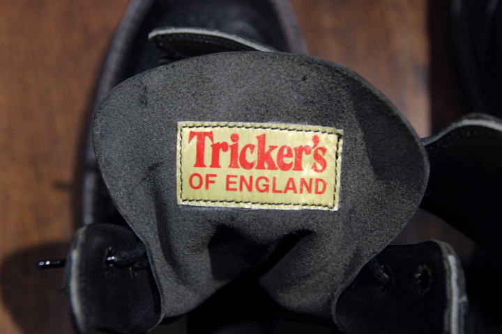 新品未使用 Tricker's (トリッカーズ) グレインレザー モーターサイクルブーツ / UK9 1/2 / 英国製 / 革靴 / バイカー / ウイングチップ_画像8