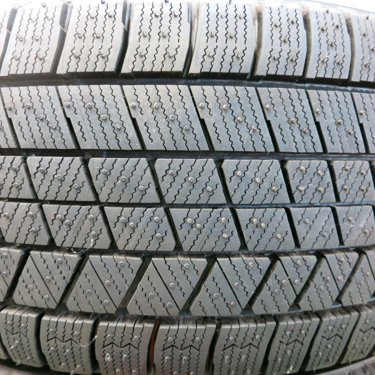 未使用！21年★スタッドレス 225/50R18 ブリヂストン ブリザック VRX3 ENERGY LINE エナジーライン 18インチ PCD114.3/5H★_画像5