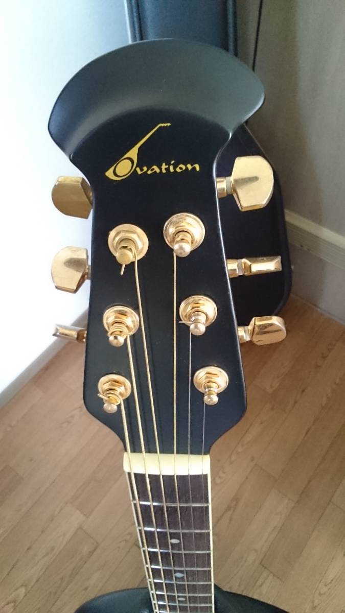 Ovation Celebrity Deluxe CS257 エレクトリックアコースティックギター 状態良好 調整済み Ovationハードケース 付き_画像6