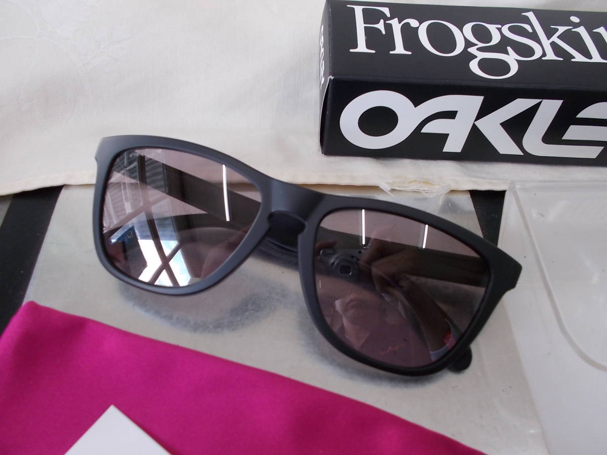 OAKLEY オークリー FROGSKINS (A) OO9245-E354 サングラス レトロデザインでお洒落 MATTE BLACK × PRIZM SLATE レンズ