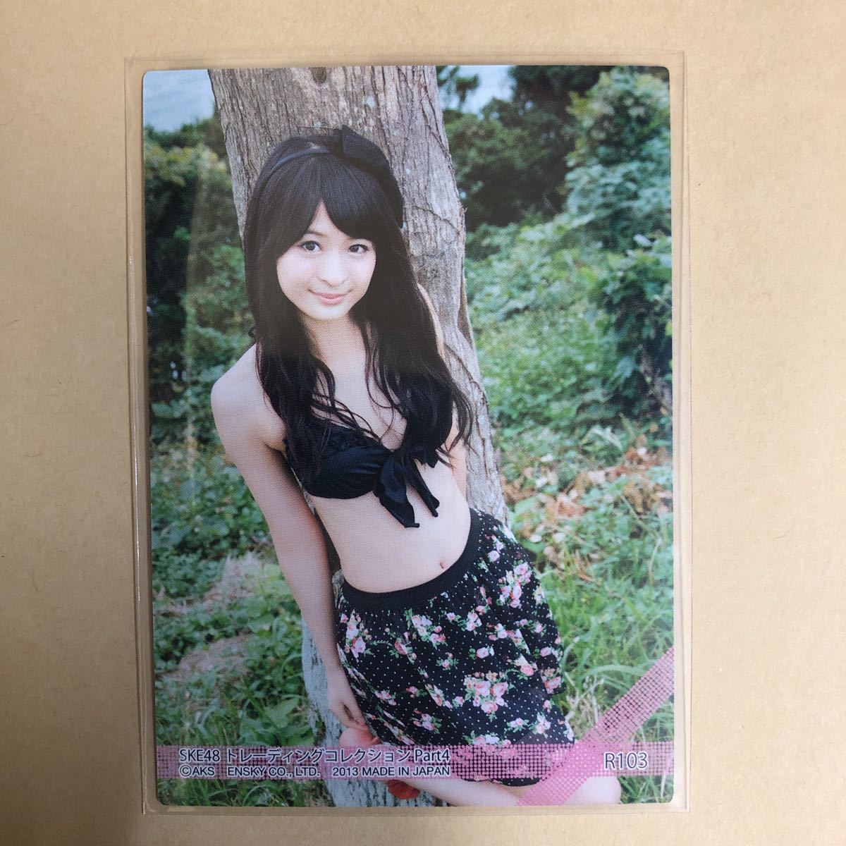 SKE48 小木曽汐莉 2013トレカ アイドル グラビア カード R103 水着 ビキニ タレント トレーディングカード_画像1