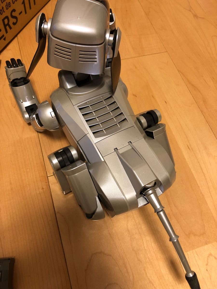 初代 AIBO 【ers-111】 初代 AIBO 【ers-111】
