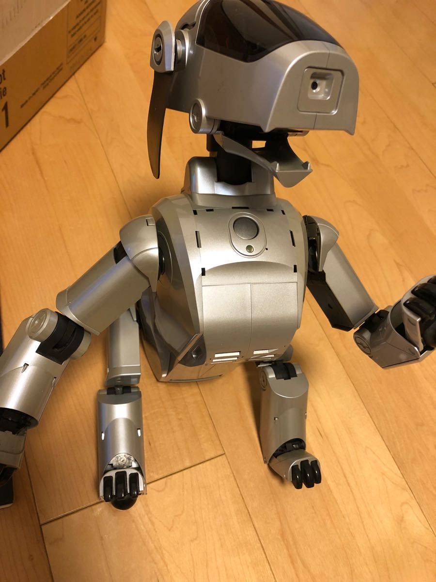 初代 AIBO 【ers-111】 初代 AIBO 【ers-111】