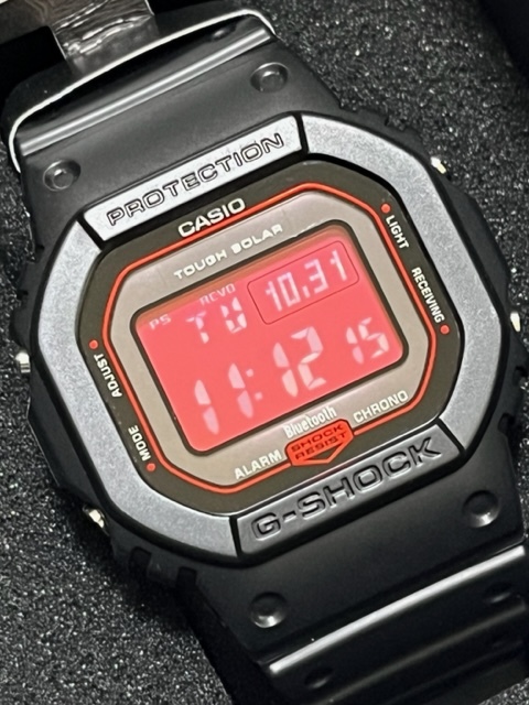 CASIO G-SHOCK GW-B5600AR-1JF　ブラック レッド　Bluetooth　ソーラー電波腕時計　Black and Red Series_画像1