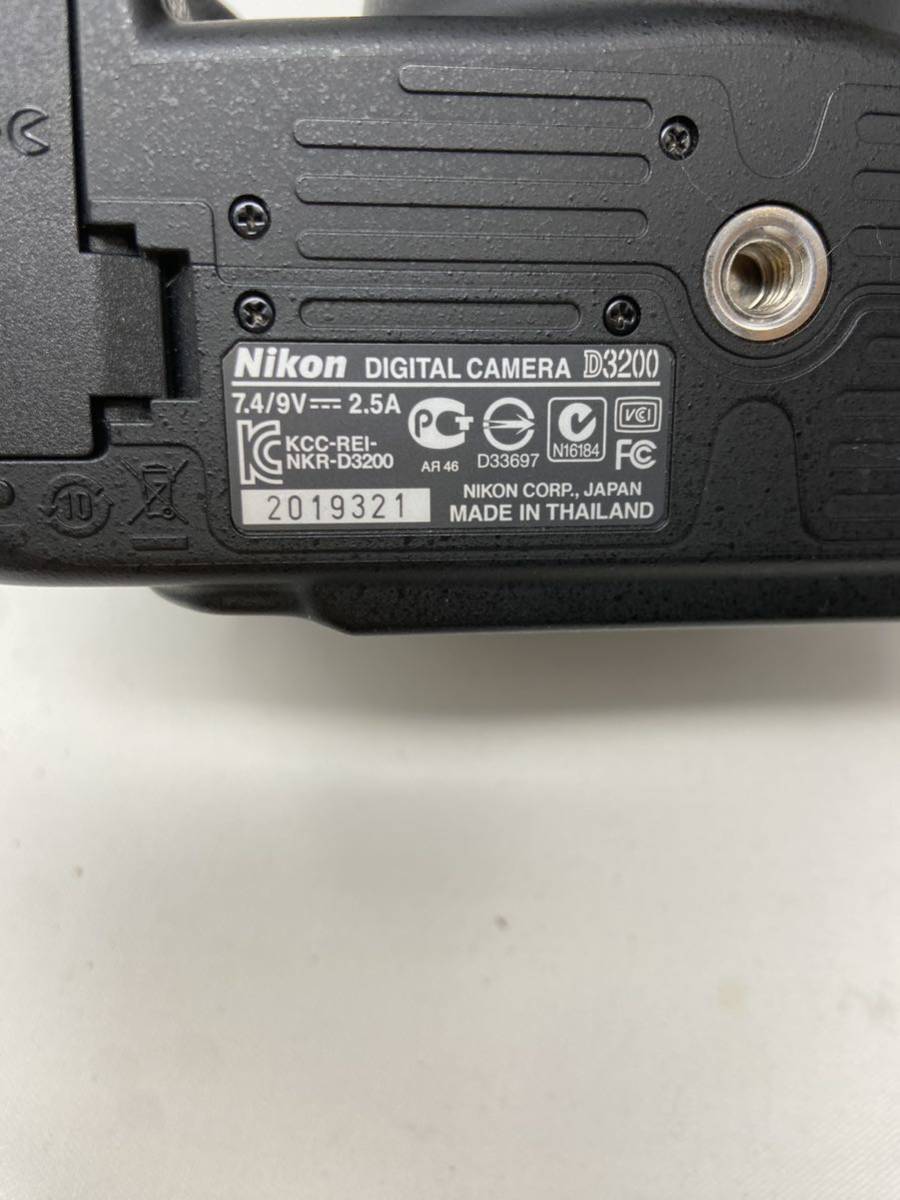 中古Nikon D3200 AF-S DX NIKKOR 18-55mm 一眼レフ デジカメ ボディ 充電器 バッテリー 現状品の画像5