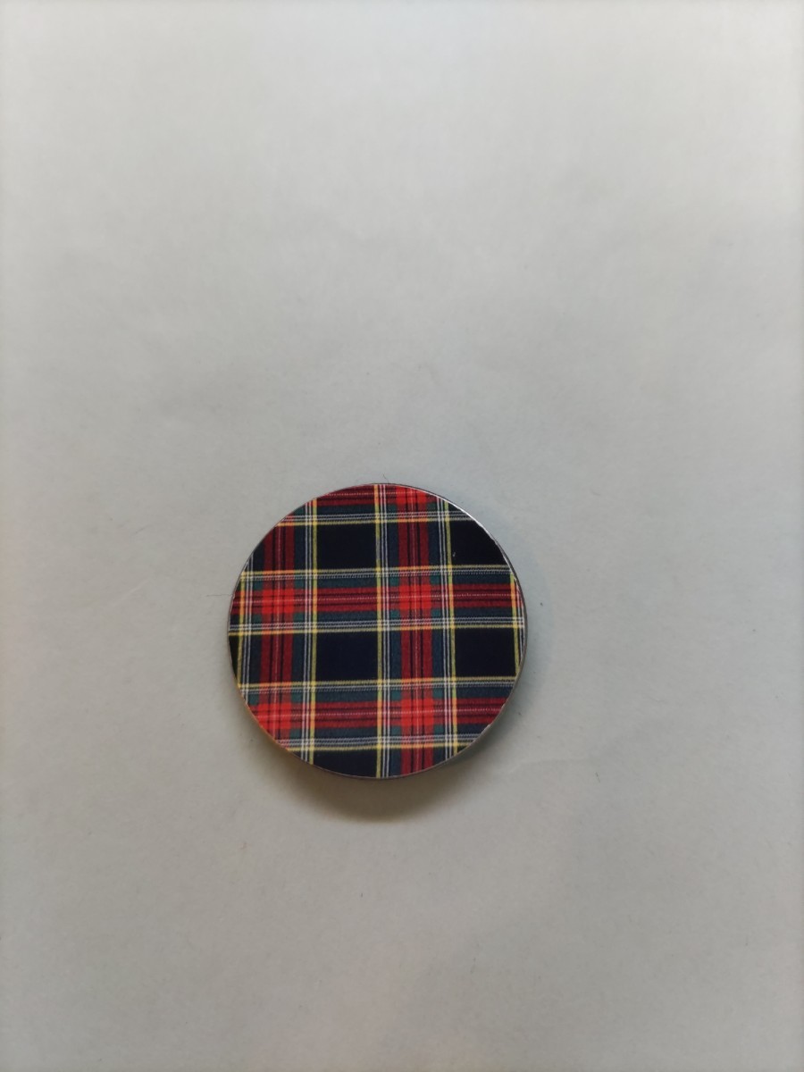 * tartan check * magnet attaching wood marker * ball marker *