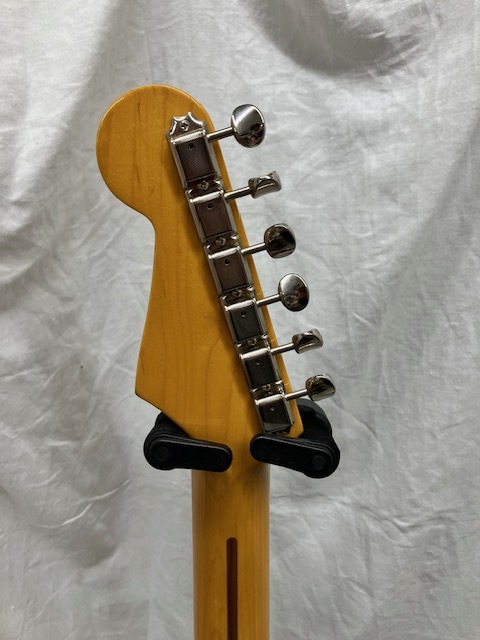 Fenderフェンダー◆STRATOCASTERストラトキャスター Made in Japan【外観美品 短時間試演済み】ORIGINAL CONTOUR BODY_画像6