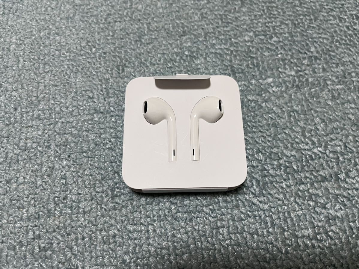 Apple EarPods Ear Pods 新品未使用品 Lightningコネクター 紙パッケージ_画像1