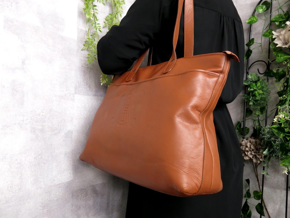 ○超美品○CELINE オールド セリーヌ○ロゴ型押し○カーフ レザー 本革