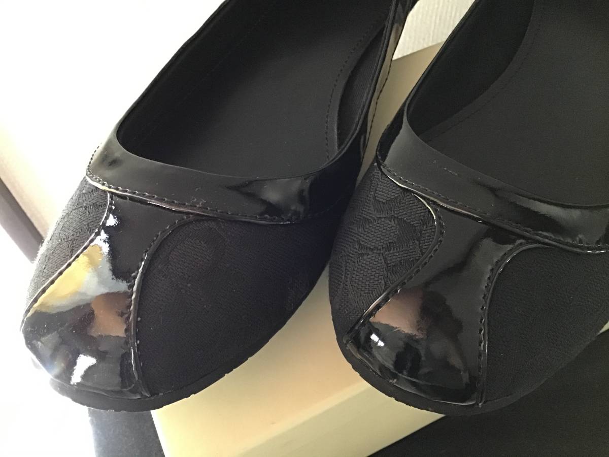  Coach bare- shoes US9.5M. black signature pattern super-beauty goods 