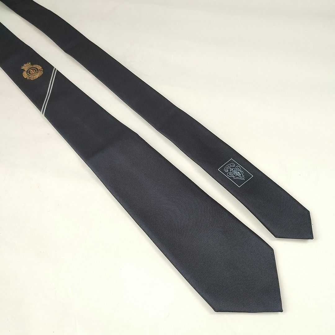 GUCCI グッチ シルク ネクタイ クレスト ワンポイント ネイビー系 i83
