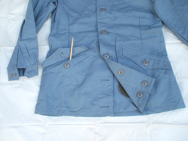 スウェーデン軍,民間(市民)防衛隊M59ジャケット,1969年製,新品デッドストック,size C48,M寸(着丈79cm,身幅57cm,袖64cm肩47cm),(23-10-26-1)_前面裾、裏にフンドシを留めるボタン