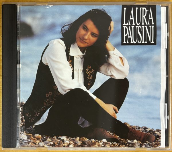 ◎LAURA PAUSINI SpanishVersion (Italian Pops/Selections From 1st & 2nd)※米盤CD/ジャケ難有(Water Damage)【WEA LATINA 96156-2】94年の画像1