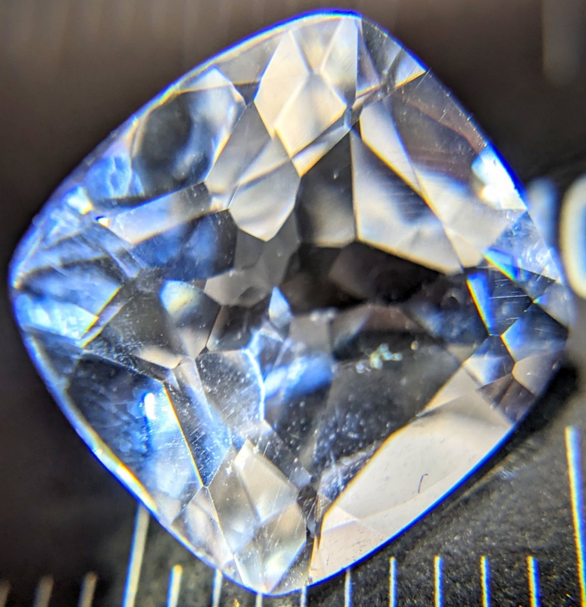 煌めきが美しい 天然ダイヤモンドトパーズ 4.65ct ルース 裸石 jewelry Gem topaz パワーストーン 誕生石 お守り 売り切り 卸 ルース _画像2