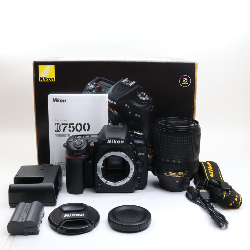 日本産】 Nikon デジタル一眼レフカメラ D7500 18-140VR レンズキット