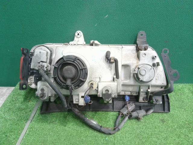 中古 フォワード PA-FSR34K4Z 左ヘッドランプASSY 6HK1T 100-21510 1-86830-380-1_画像4