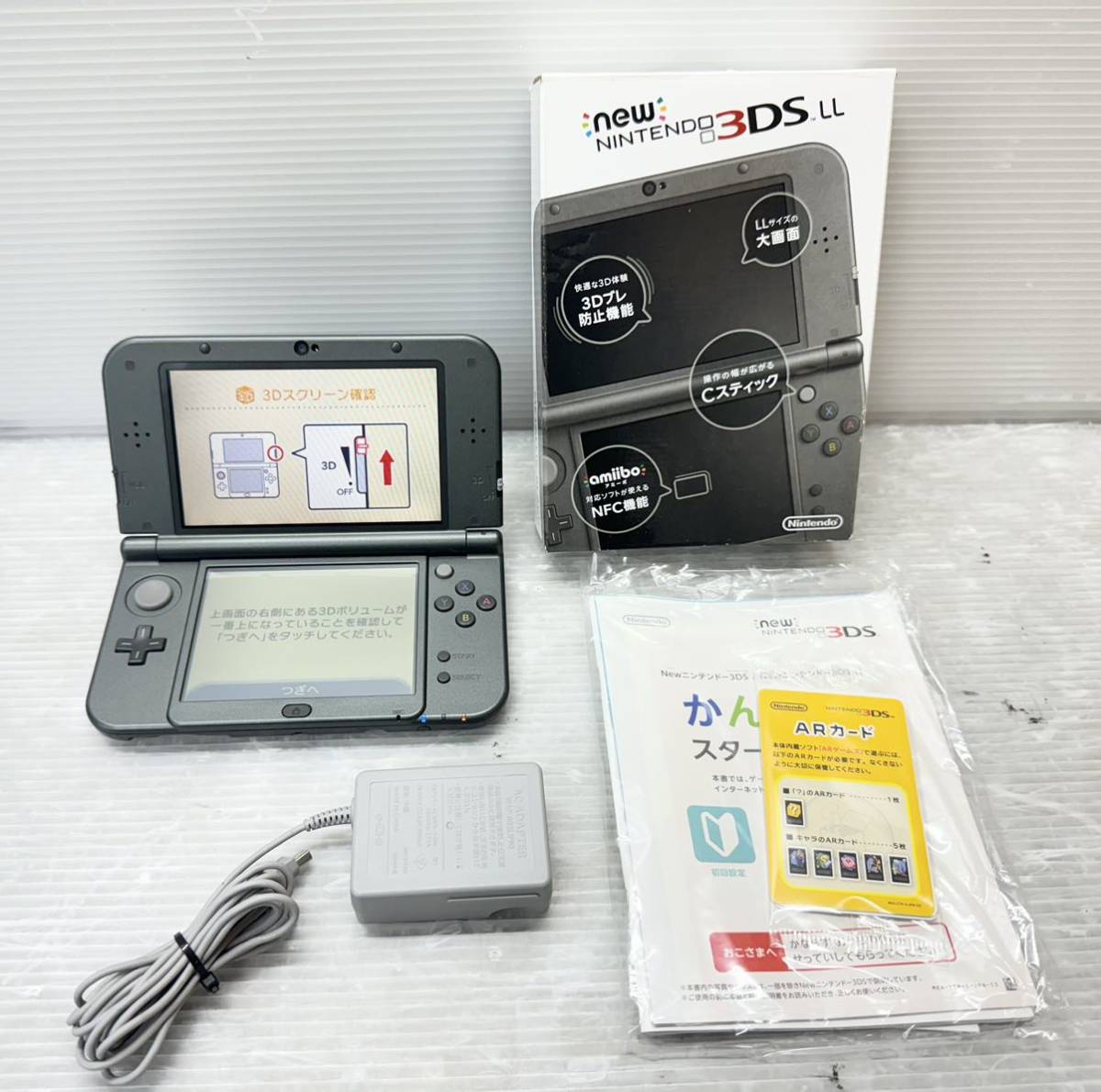 Nintendo Newニンテンドー3DS LL (RED-001(JPN)) メタリックブラック